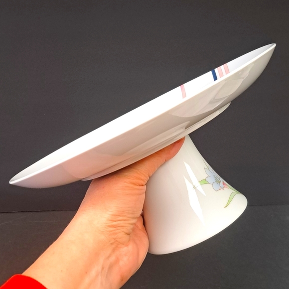 Vintage 80s 10.5" pedestal cake stand by "Toscany Collection " Japan - Picture 4 of 7